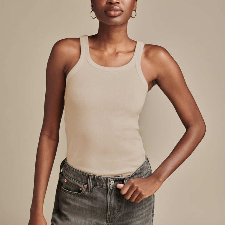Dame Sporty Top Stilla