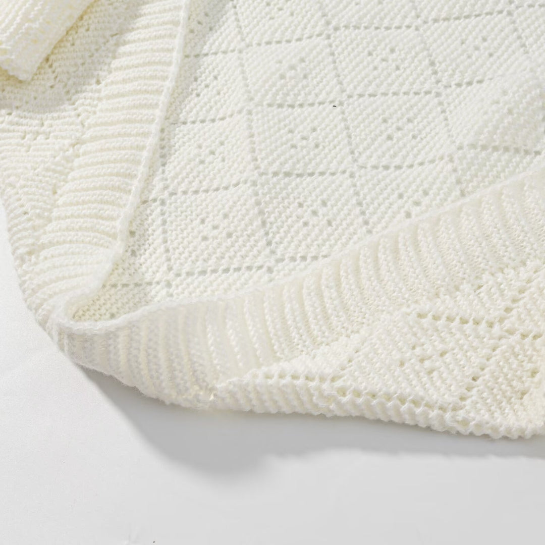 Kvinders hyggelige strikket pullover i moderne diamantmønster Stilla