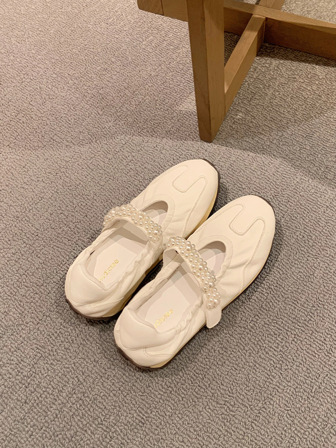 Dame Læder Ballerina Flats med Perlemorsdetalje Stilla