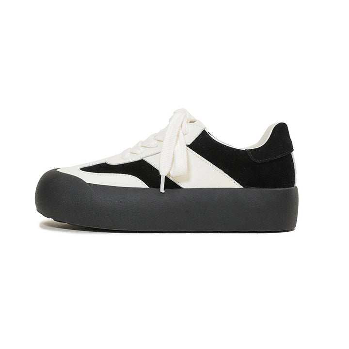 Dame Plateau Sneakers med moderigtigt overmateriale og ergonomisk sål Stilla