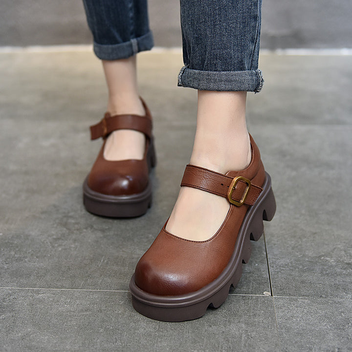 Dame Mary Jane sko med moderne remlukning og tyk profilsål Stilla