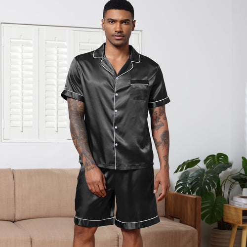 Herrer satin pyjama-sæt med kortærmet bluse og brede shorts Stilla