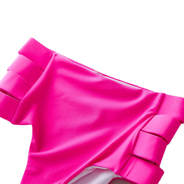 Dame bikini-sæt med smart flæse-design og højt skårne trusser Stilla