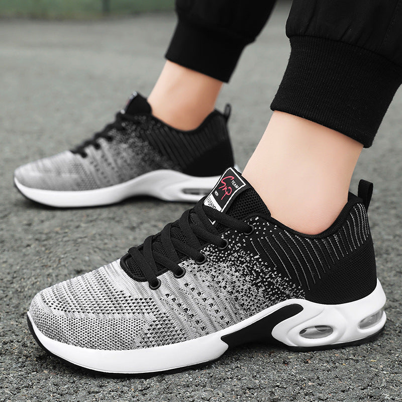 Dame højtydende sneakers med åndbart mesh-overflade og støddæmpende sål Stilla