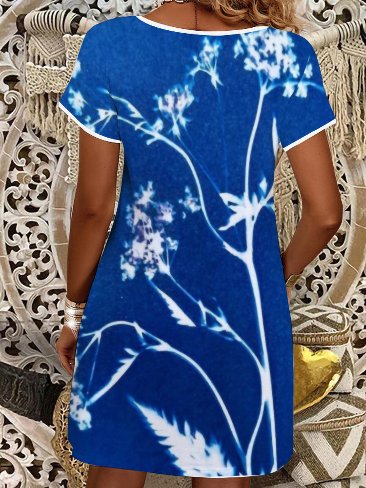 Dame sommerligt T-shirt-kjole med blomsterprint Skovae