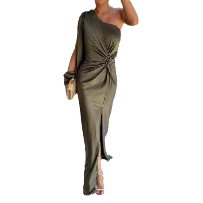 Dame elegant maxikjole med asymmetrisk snit og slids Stilla