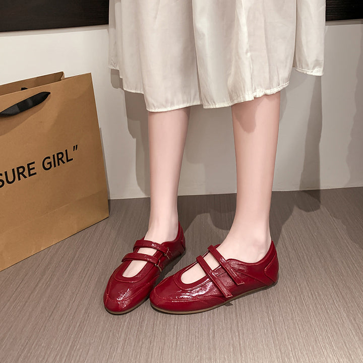 Dame Mode Ballerinas med justerbare remme og komfortabel indersål Stilla