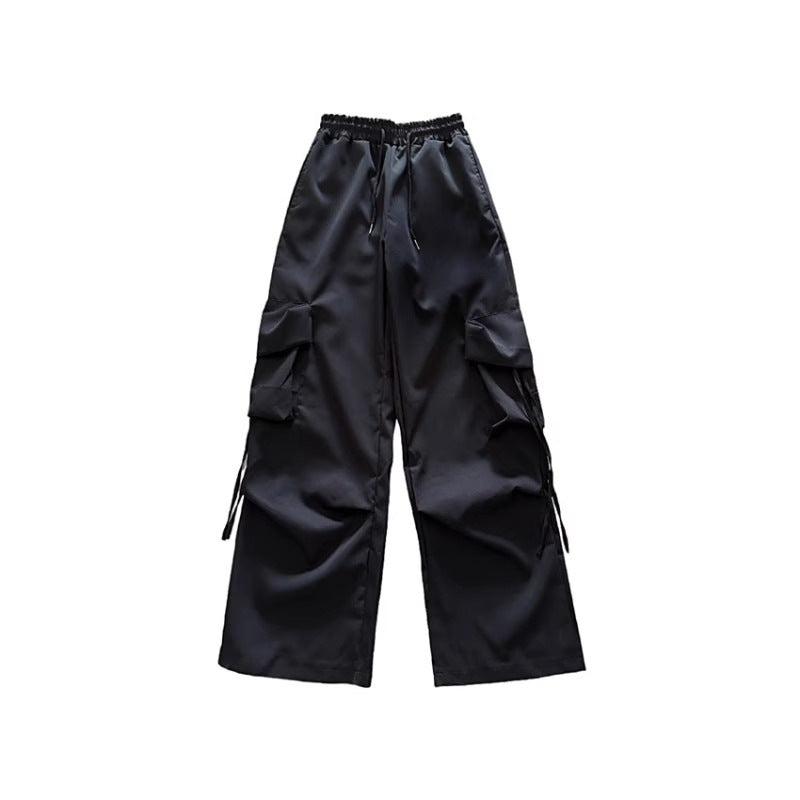 Kvinders cargo bukser i urban stil med sidelommer og elastisk talje.