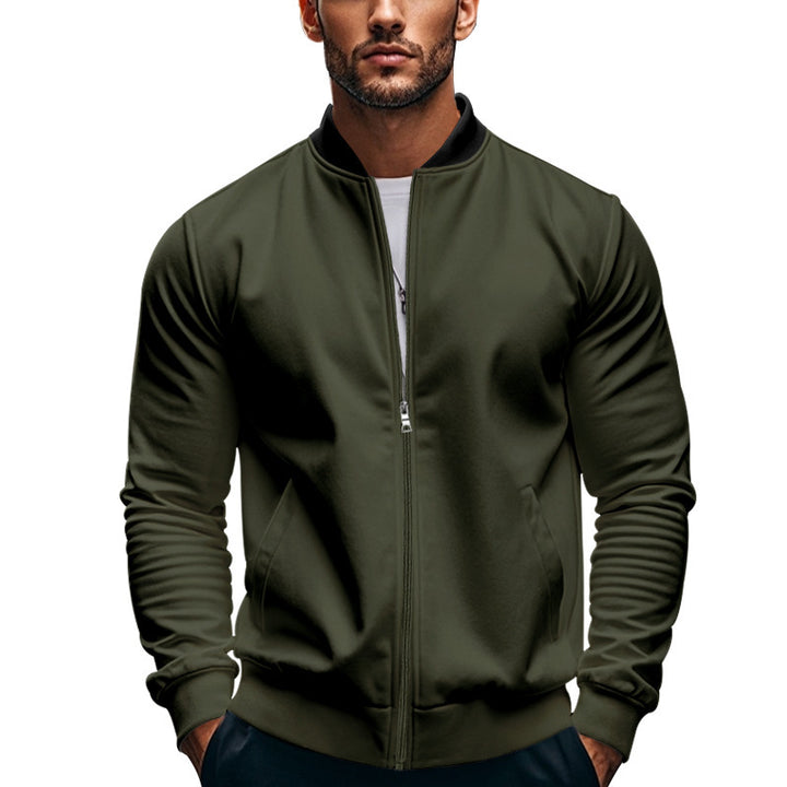 Herre nan moderne bomber i minimal stil med ståkrave, elastisk afslutningsbånd og funktionelle stiklommer Skovae