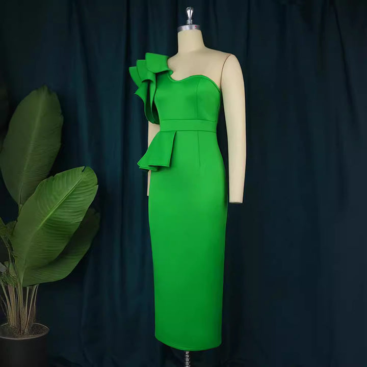 Damer Elegant One-Shoulder Kjole med voluminøst Ruffle Detalje Skovae