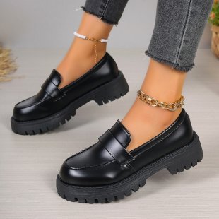 Dame Chunky Loafers med skridsikker profileret sål og elegant lukning Stilla
