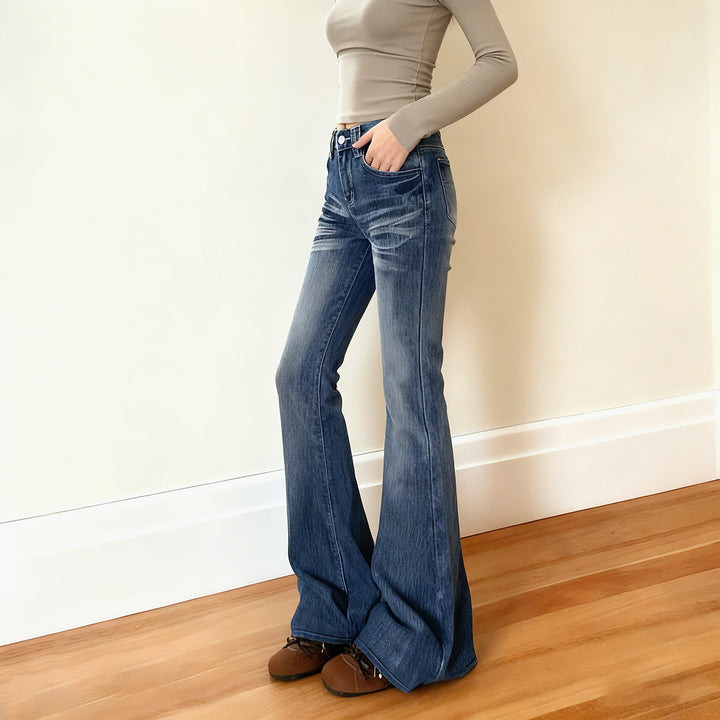 Dame Flared Jeans i afslappet vintage-stil med høj talje og stilige vasker Skovae