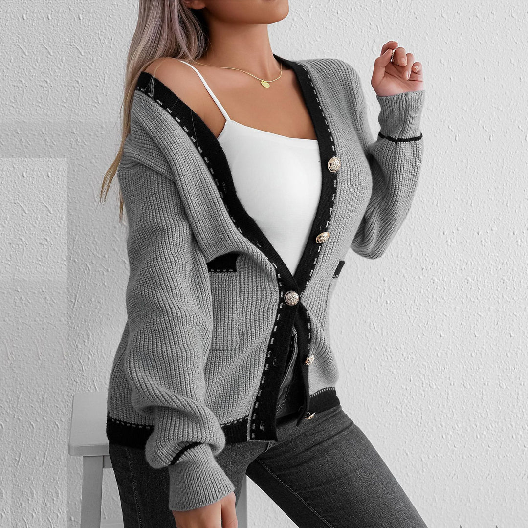 Dame cardigan med fashionable knaplukning og kontrastdetaljer Stilla