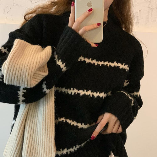 Kvinders oversized sweater med stribet design og blød strik Stilla