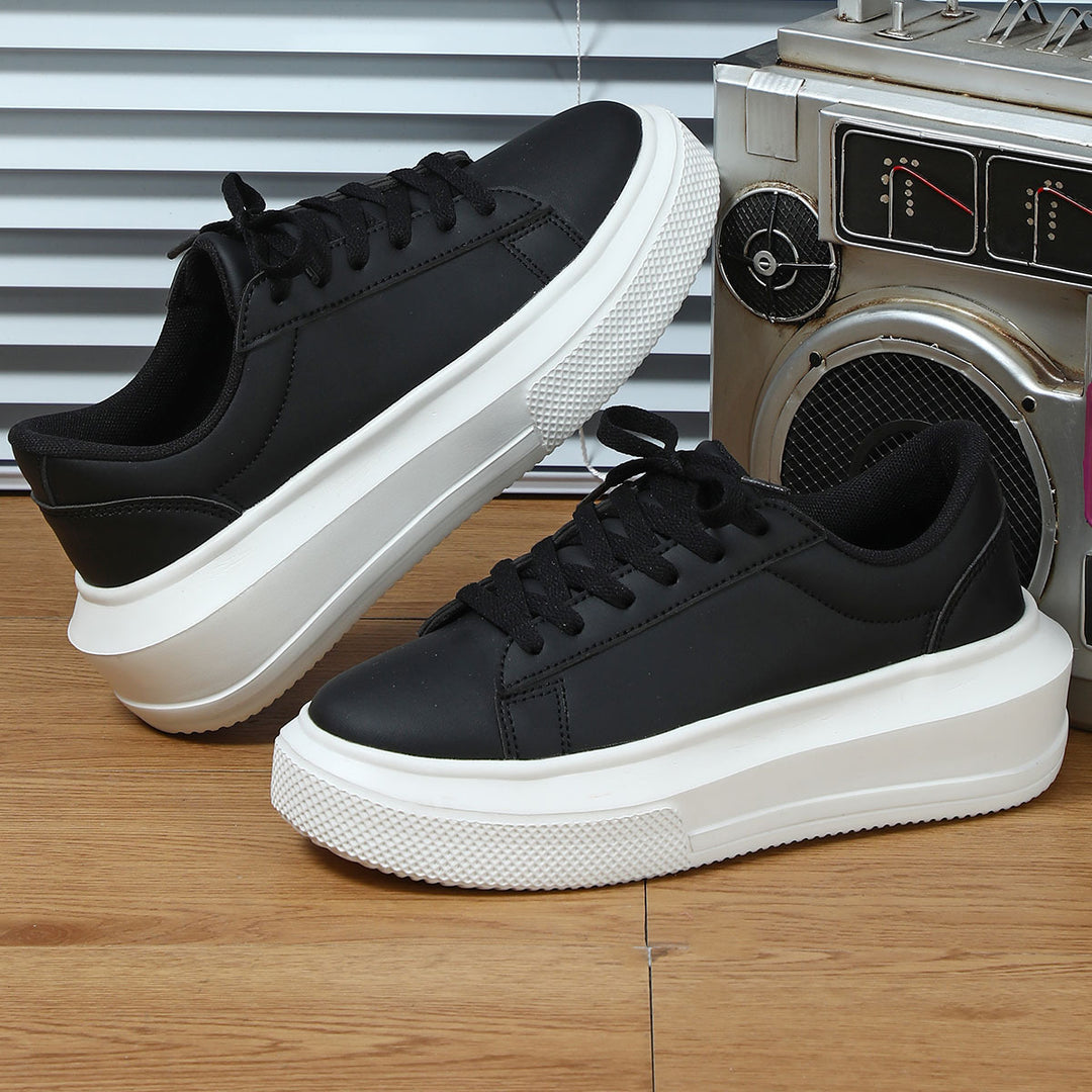 Dame Behagelige og fashionable Plateau-Sneakers Stilla