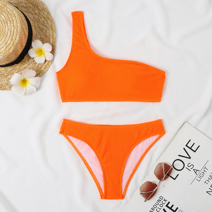 Dame triangel bikini med asymmetrisk snit og spændende design Skovae