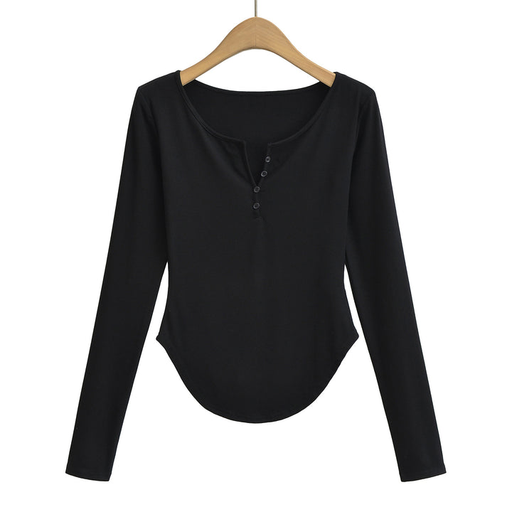 Dame langærmet skjorte med Henley-udskæring og stilfulde knapdetaljer Stilla