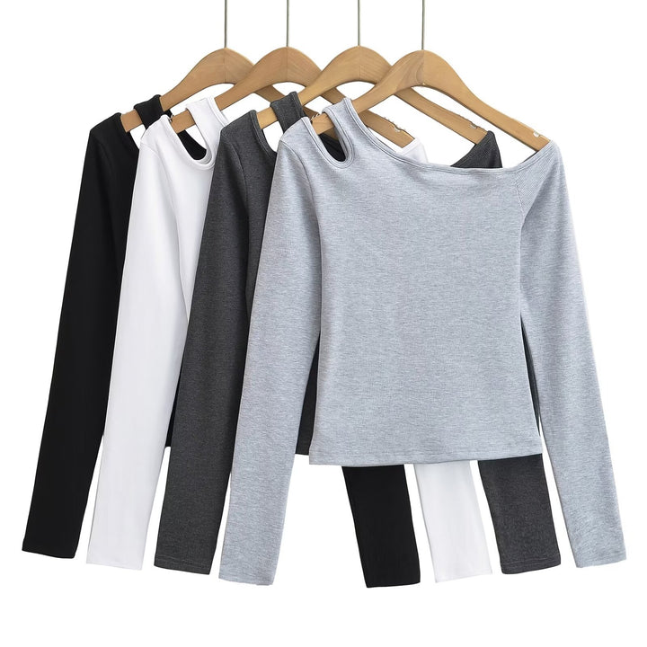 Dame asymmetrisk langærmet skjorte med off-shoulder design og kvalitets ribmateriale Stilla