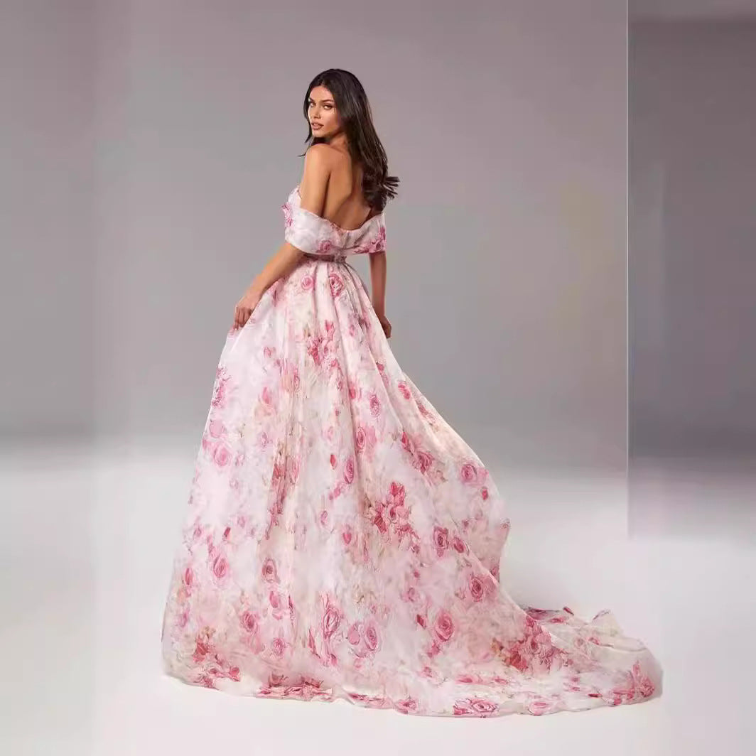 Kvinders maxikjole med off-shoulder design og blomsterprint Skovae