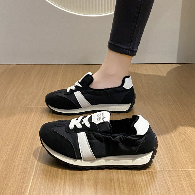 Dame Slip-On Sneakers med behageligt fleece-innerfutter og skridsikker sål Stilla