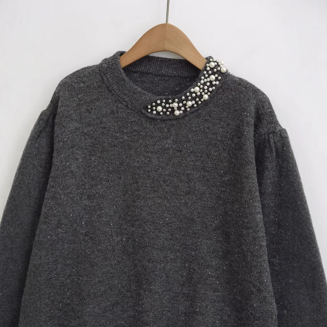 Dame Mode Strikpullover med elegante perledetaljer Stilla