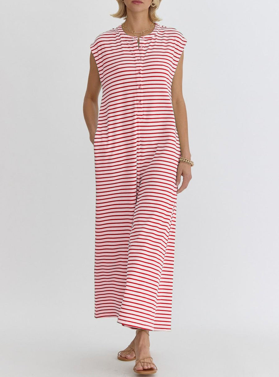 Kvindernes afslappede jumpsuit med moderne stribemønster og praktiske lommer Stilla