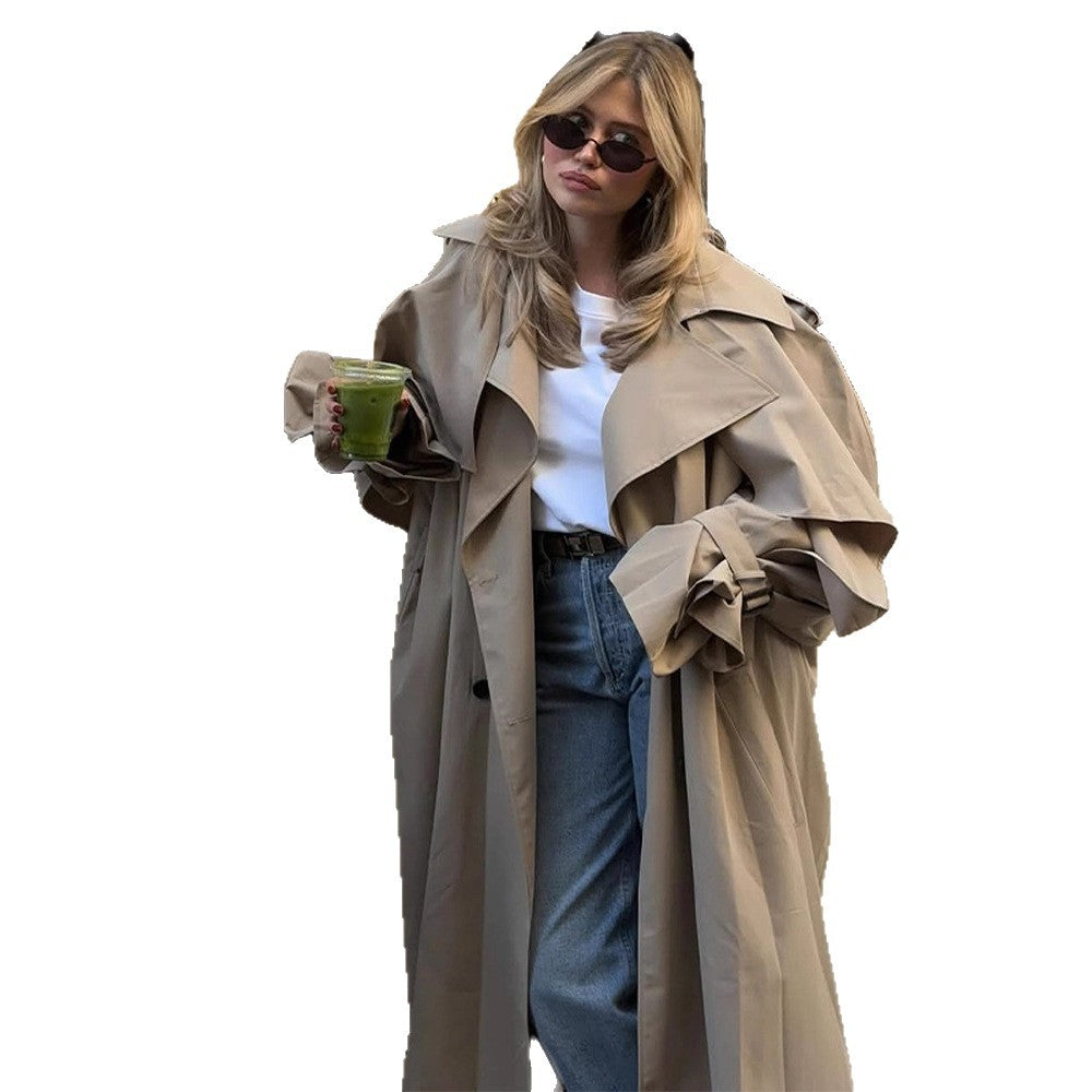 Dame overdimensioneret trenchcoat med voluminøse ærmer og taljeret snøring Stilla