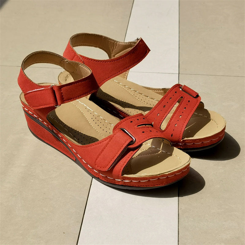 Dame Wedge-sandaler med justerbare remme og ergonomisk fodbottom Stilla