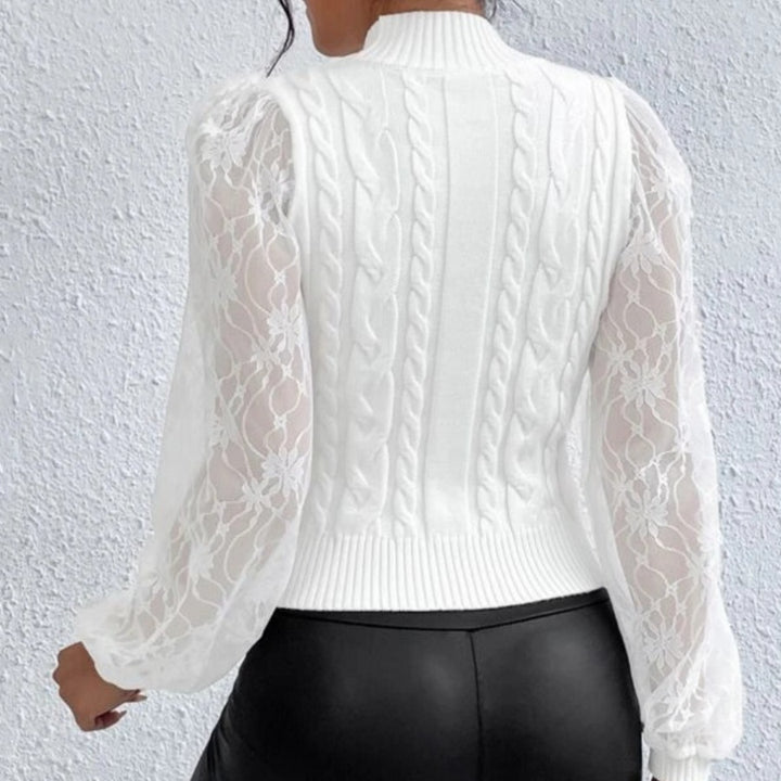 Femme Kabelstrikpullover med transparente ærmedetaljer Stilla