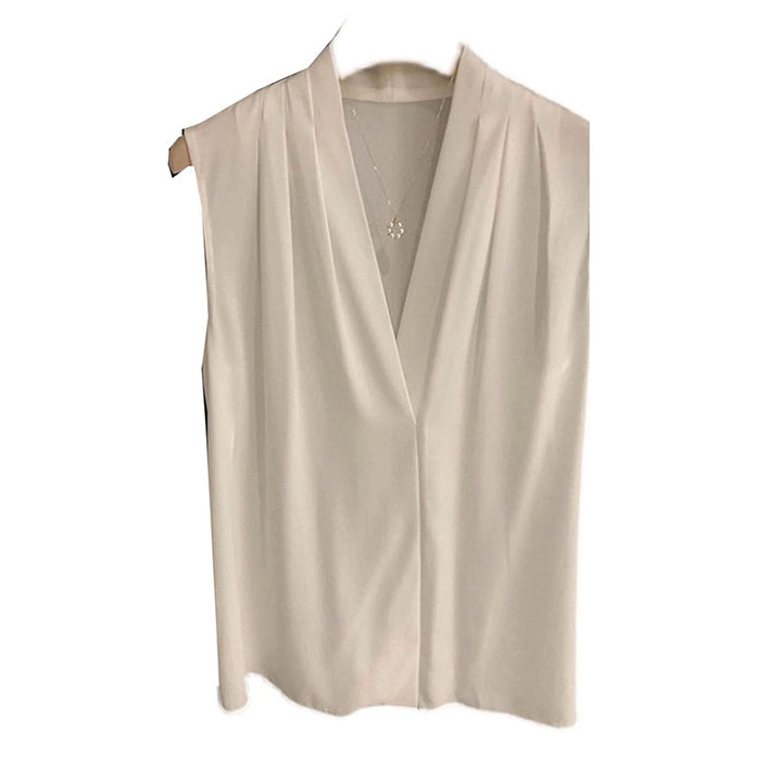 Dame elegant bluse med dyb V-hals og fine folders Stilla