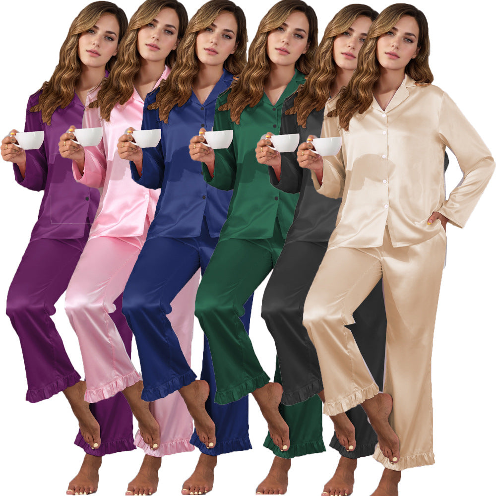 Dame Satin Pyjama-Sæt med raffineret knapliste og flæsekant Stilla