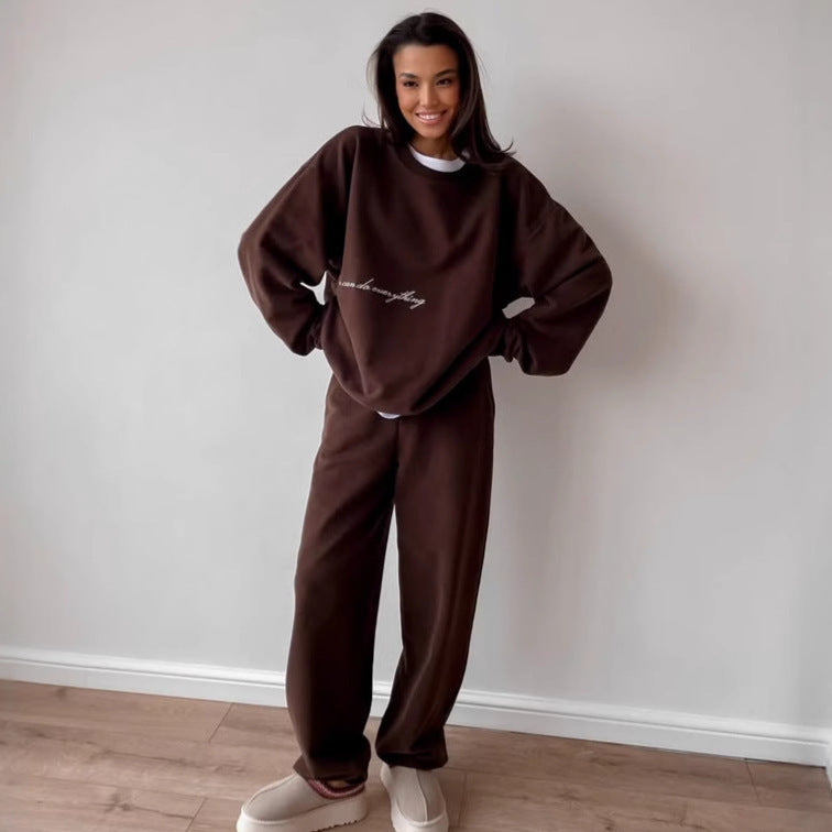 Kvindernes komfortable og stilfulde sweater med elastisk talje Skovae