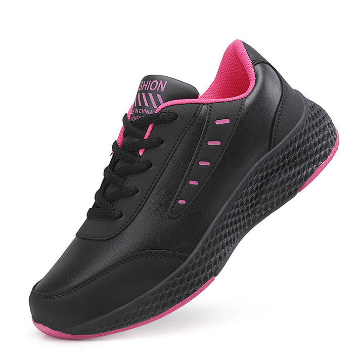 Dame nan elegante Plateau-Sneaker lavet af kunstlæder med bikage-struktureret dämpningssål og ergonomisk komfortfodbed Skovae