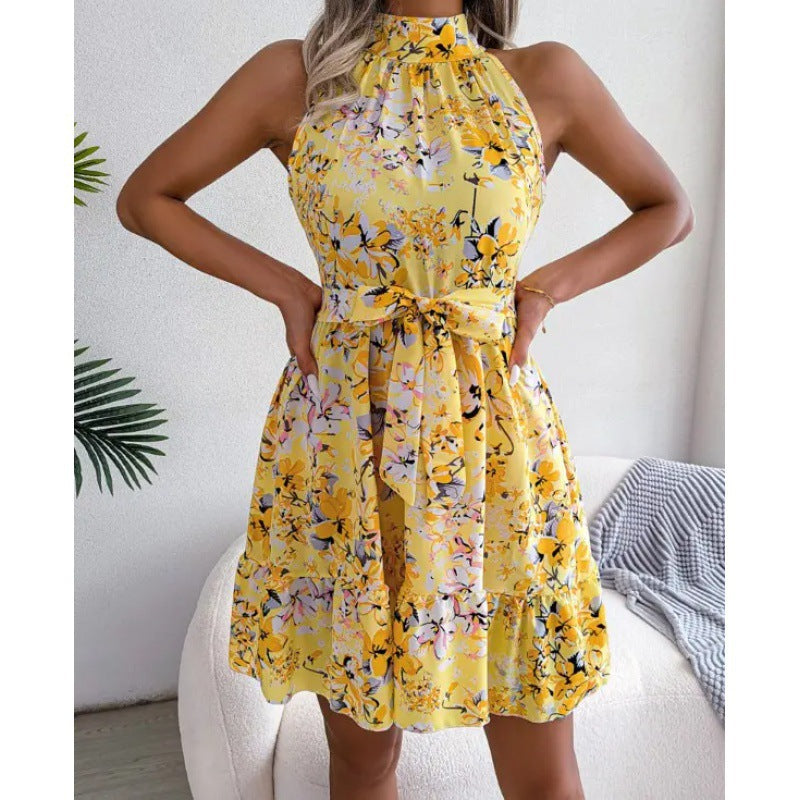 Dame Halter Neck Blomsterkjole Fit og Flare Stilla