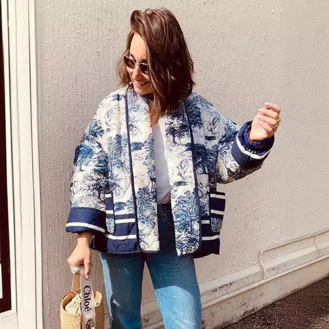 Kvinderne fashionable polstret jakke med elegant revers og praktiske lommer Stilla