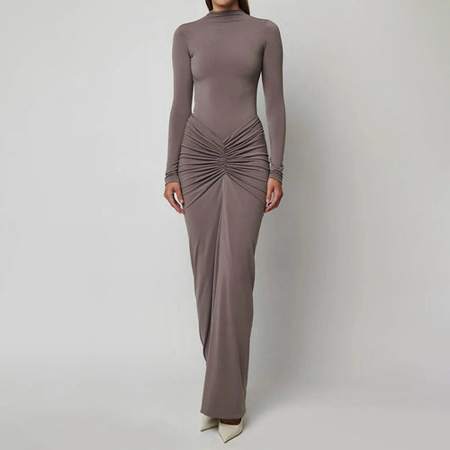 Dame maxikjole med elegant drapering og klassisk stålkrave Stilla