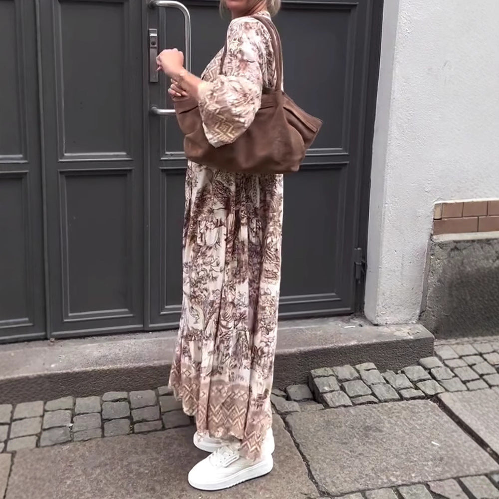 Dame nan Stufenmaxikjole med etnisk kant, høj krave og brede klokkeærmer Skovae