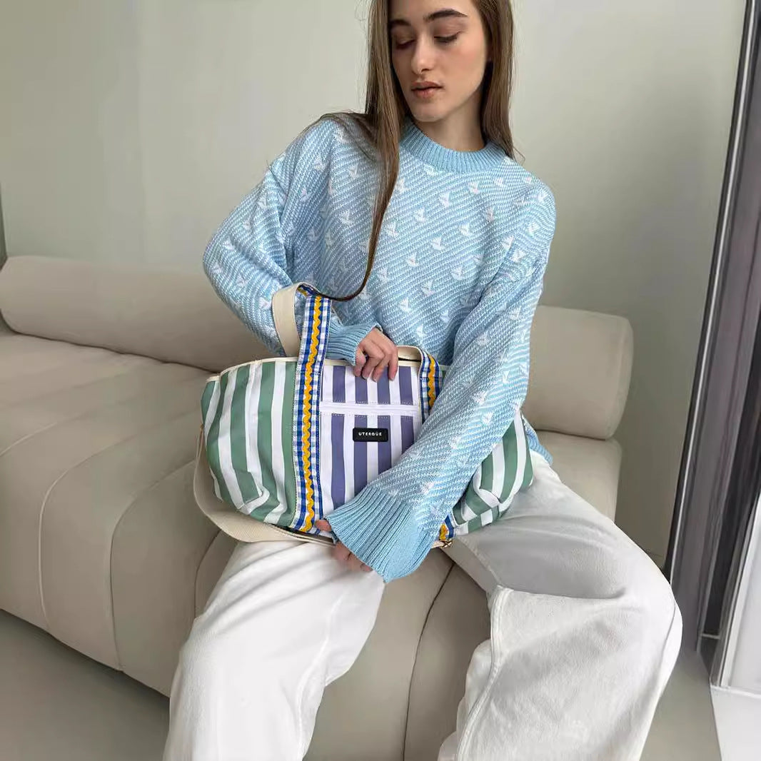 Kvindernes mønstrede oversized sweatshirt lavet af høj kvalitet bomuld Stilla
