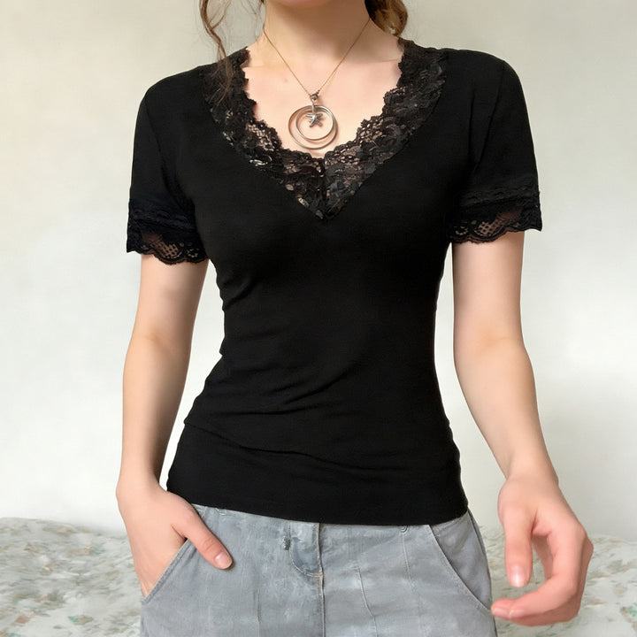 Dame T-shirt med elegant spidsbesætning Skovae