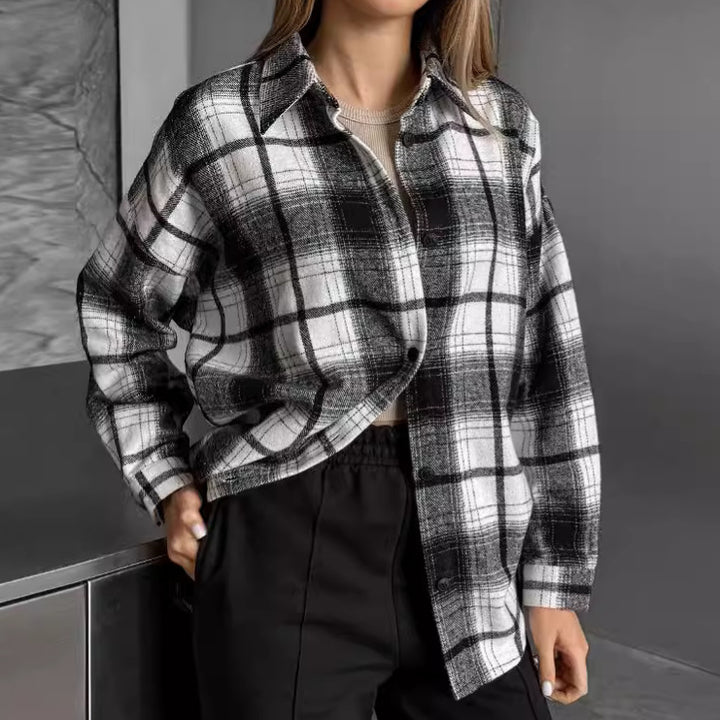 Dame rutet bluse i afslappet oversized snit med hochwertige materialer Stilla