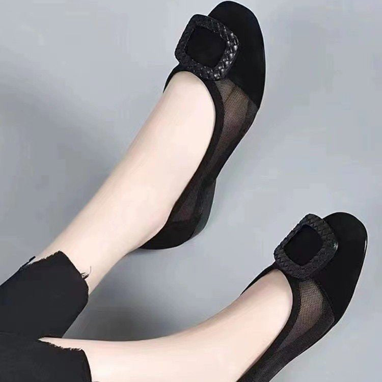 Dame elegante Ballerinas med fashionabel rem og dekorativ spænde Stilla