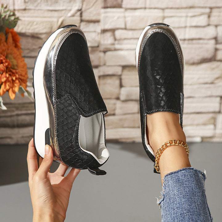 Dame Slip-On Sneakers med flettet overdel og trendy hælhøjde Stilla