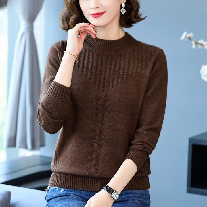 Kvindernes elegante strikkede sweater med moderne kabelmønster Stilla