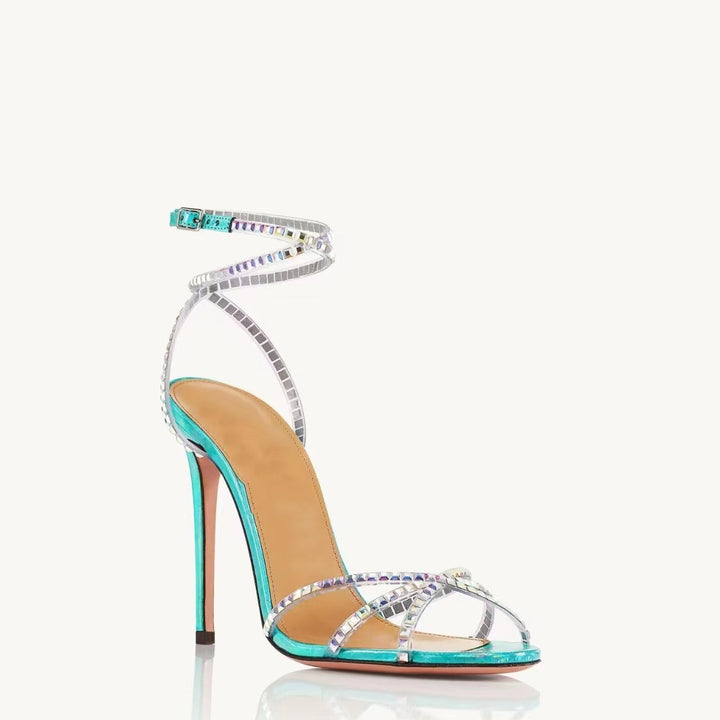 Femme Strappy High-Heel Sandaler med krystaldækkede anklerem Stilla