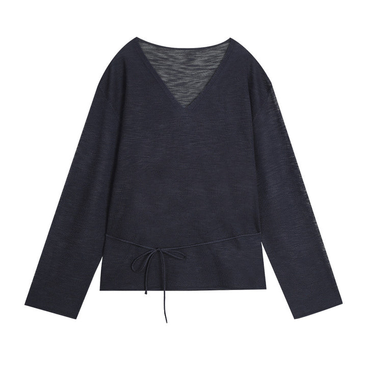 Dame afslappet sweater med moderne V-udskæring og justerbar snoretræk Stilla
