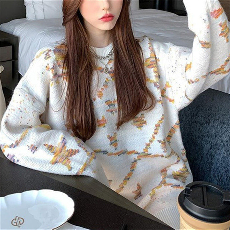 Dame moderigtige strikkede sweater med kreativt mønster Stilla