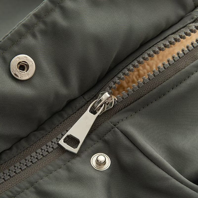 Kvinders quiltede jakke med hyggeligt foring og praktiske lommer Stilla