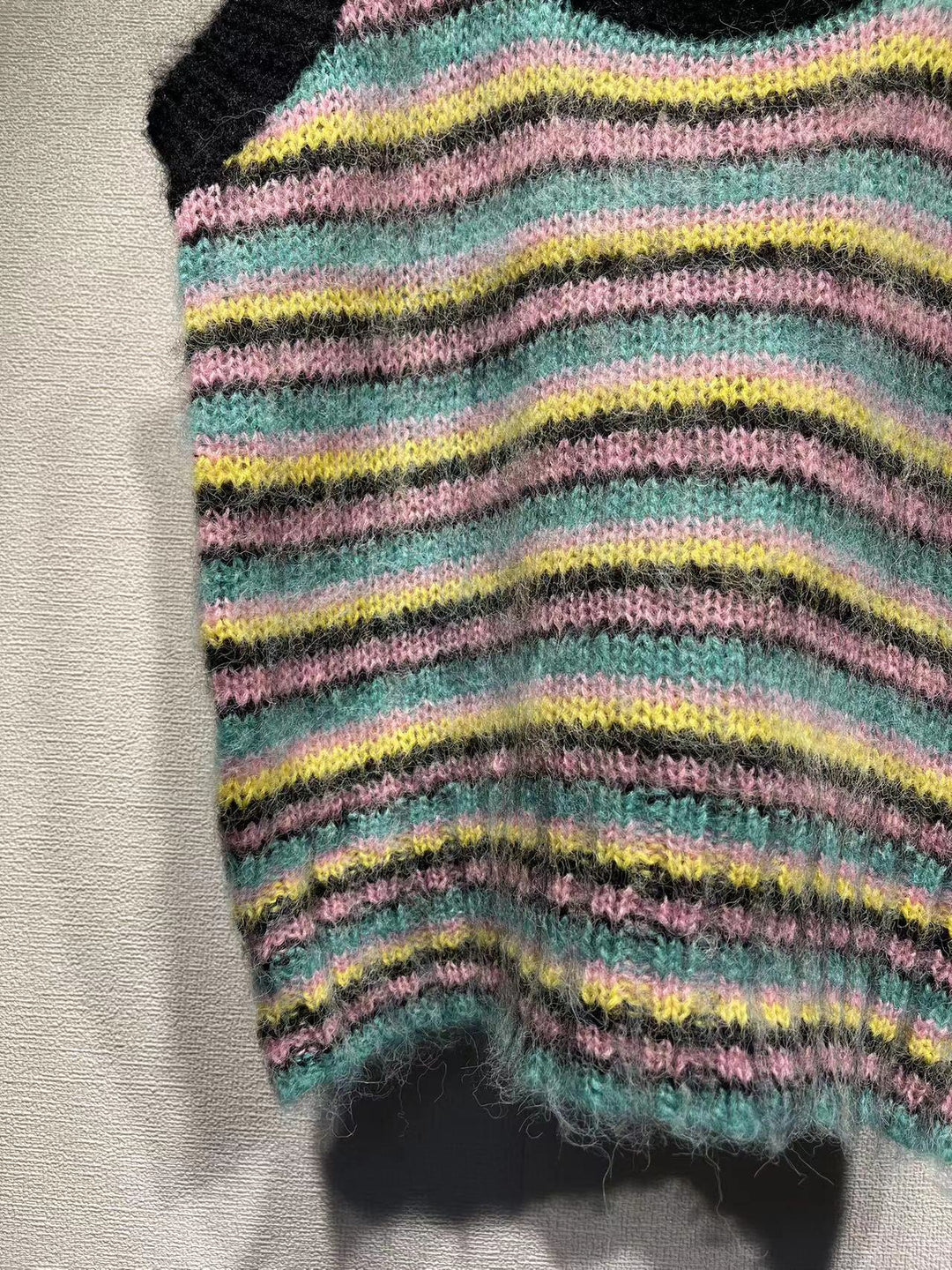 Dame strik-sommerpullover med farverige striber Stilla