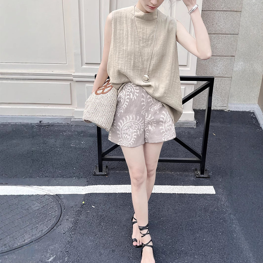 Dame moderigtige shorts med elegant blomsterprint Stilla