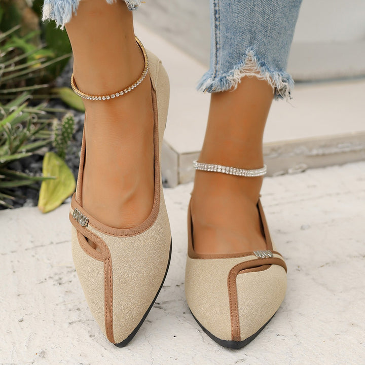 Dame spidse ballerinaer med elegante detaljeudsmykninger Stilla